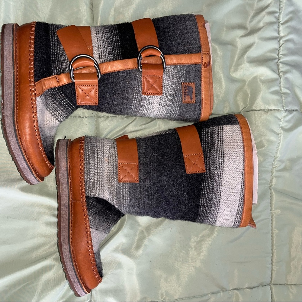Sorel Chipahko Blanket Wool-Blend Boots - Picture 3 of 16